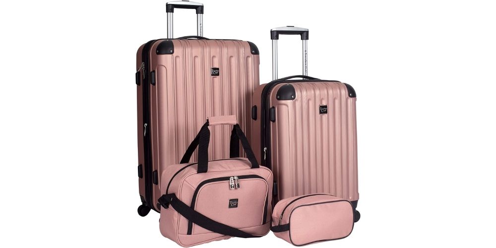 Travelers Club Luggage Set